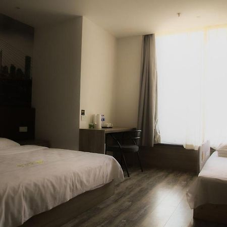 Heye International Youth Hostel Chongqing Exterior photo